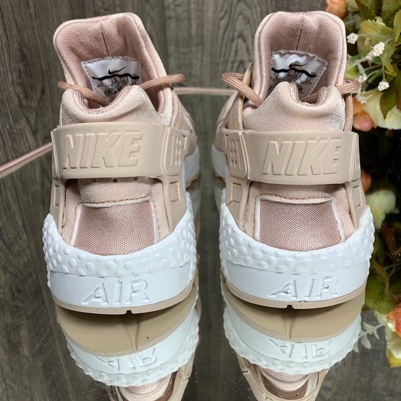 ❤️ WMNS NIKE AIR HUARACHE RUN Particle Beige/Parti - Picture 4 of 8